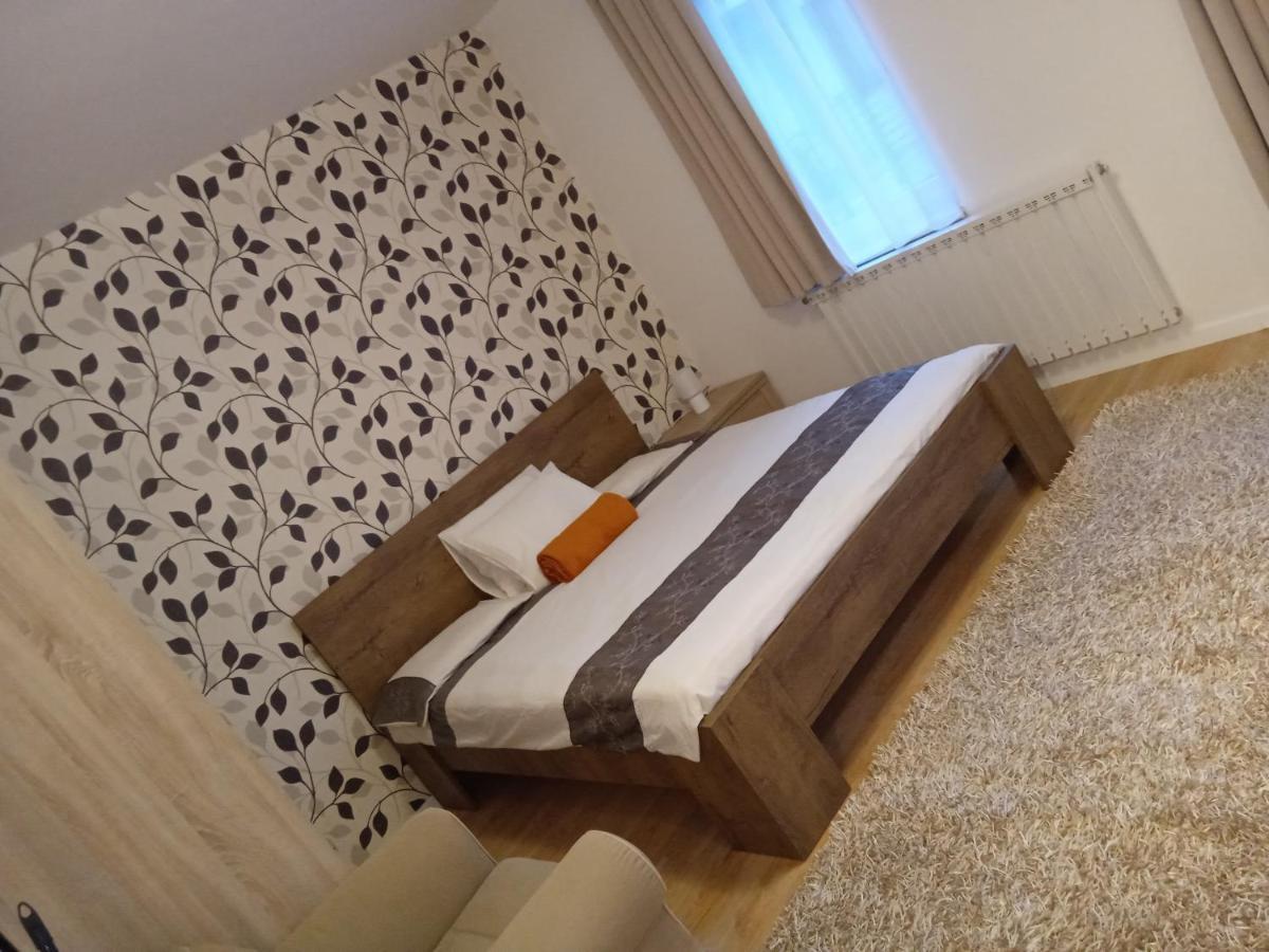 Mendez Lakas Budapeste Exterior foto